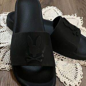 Men’s Psycho Bunny black Slides size 11